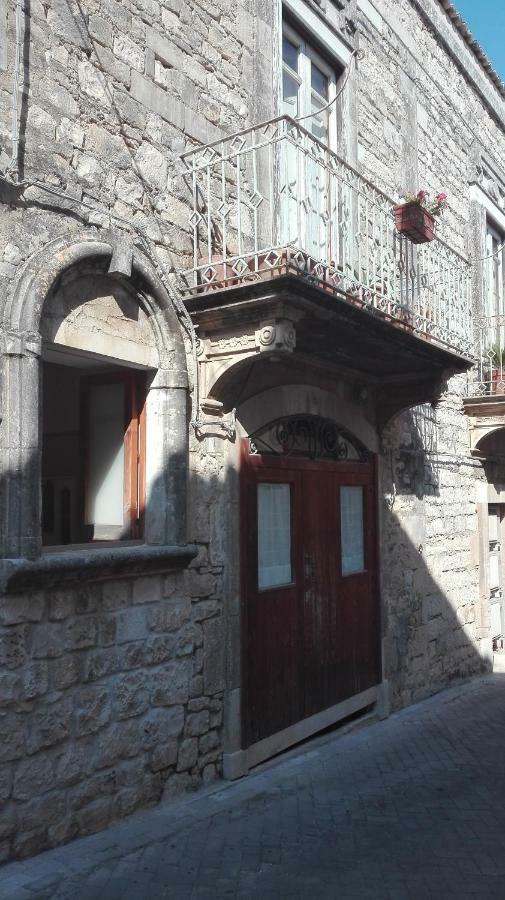 B&B Candido Vacanze Modica Buitenkant foto